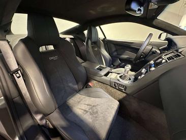 Aston Martin DBS 5.9 V12 — photo 21