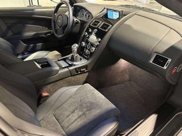 Aston Martin DBS 5.9 V12 — photo 23