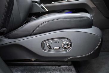 Aston Martin DBX 707 4.0 V8 — photo 23