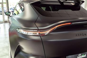 Aston Martin DBX 707 — photo 16