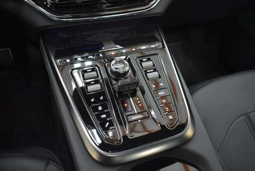 Aston Martin DBX 707 4.0 V8 — photo 31