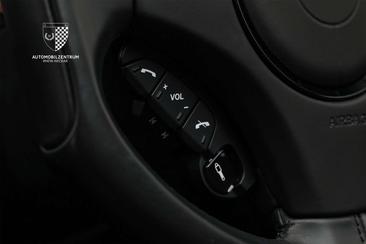 Aston Martin Vanquish Ultimate — photo 25