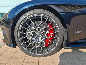 Aston Martin DBS 5.2 V12 770 Ultimate — photo 8
