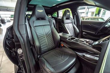 Aston Martin DBX 707 — photo 29