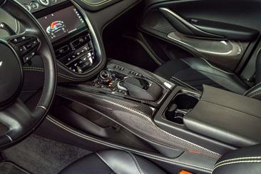 Aston Martin DBX 707 — photo 32