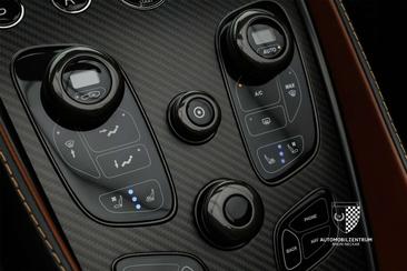 Aston Martin Vanquish Ultimate — photo 32