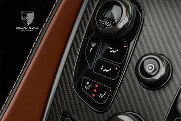 Aston Martin Vanquish Ultimate — photo 33