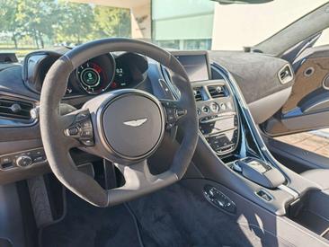 Aston Martin DBS 5.2 V12 770 Ultimate — photo 14