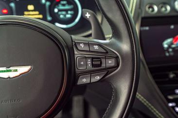 Aston Martin DBX 707 — photo 39