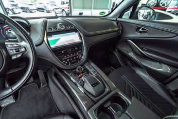 Aston Martin DBX 707 — photo 41