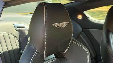 Aston Martin DB9 Coupe V12 5.9 GT — photo 33
