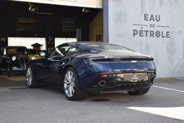 Aston Martin DB11 — photo 7