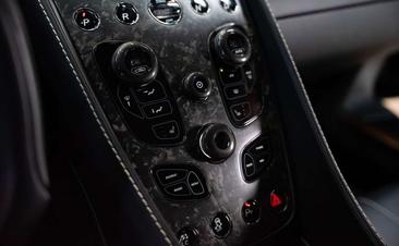 Aston Martin Vanquish 6.0 V12 600CH — photo 13