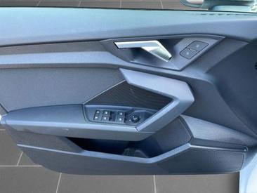Audi A3 Sportback 30 TFSI S Tronic — photo 13