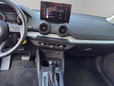 Audi Q2 Advanced 35 TFSI S Tronic — photo 12
