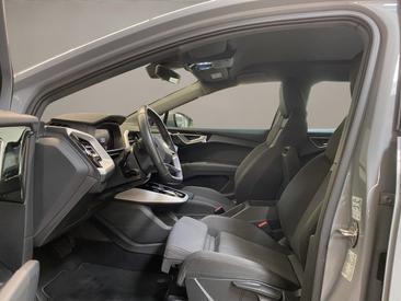 Audi Q4 E-tron 35 E-tron — photo 8