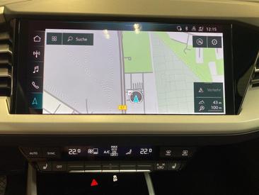 Audi Q4 E-tron 35 E-tron — photo 13