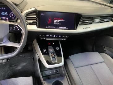 Audi Q4 E-tron 35 E-tron — photo 14