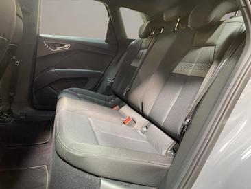 Audi Q4 E-tron 35 E-tron — photo 15