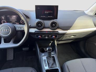 Audi Q2 Advanced 35 TFSI S Tronic — photo 12