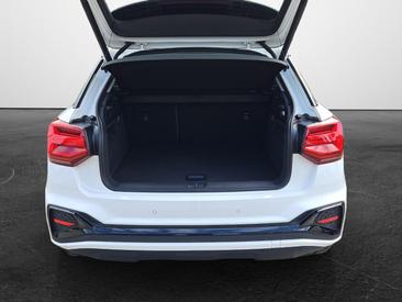 Audi Q2 35 TDI S Tronic — photo 12
