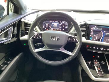 Audi Q4 E-tron 35 E-tron — photo 8