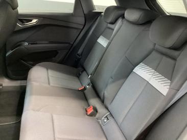 Audi Q4 E-tron 35 E-tron — photo 10