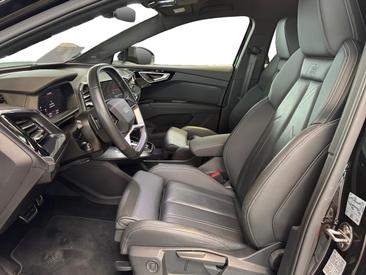 Audi Q4 E-tron 40 E-tron — photo 8