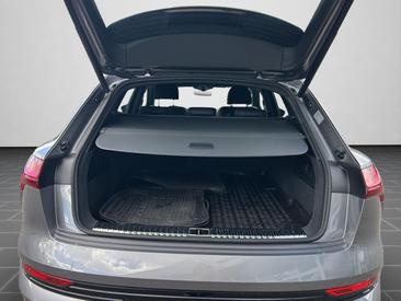 Audi E-tron Advanced 55 Quattro — photo 15