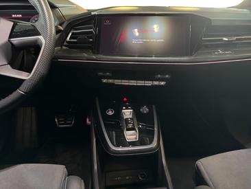 Audi Q4 E-tron 40 E-tron — photo 7