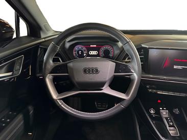 Audi Q4 E-tron 40 E-tron — photo 8