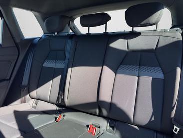 Audi Q4 E-tron 40 E-tron — photo 14