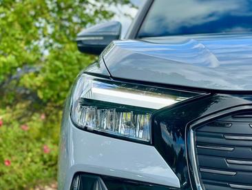 Audi Q4 E-tron 45 E-tron Quattro — photo 4