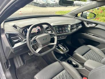 Audi Q4 E-tron 45 E-tron Quattro — photo 10