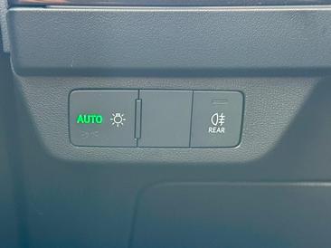 Audi Q4 E-tron 45 E-tron Quattro — photo 18
