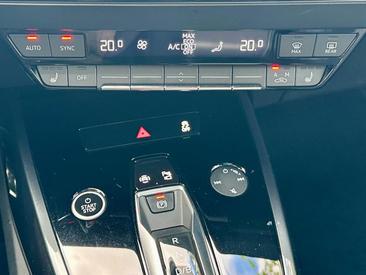Audi Q4 E-tron 45 E-tron Quattro — photo 20