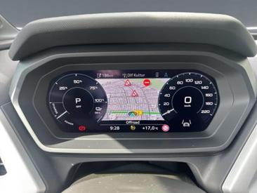 Audi Q4 E-tron 40 E-tron — photo 13