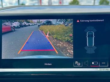 Audi Q4 E-tron 45 E-tron Quattro — photo 23