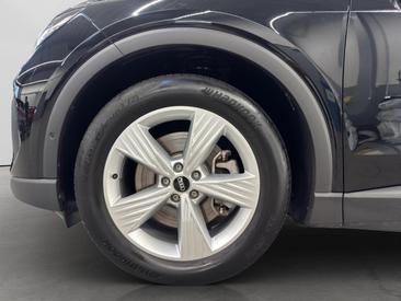Audi Q4 E-tron 40 E-tron — photo 12