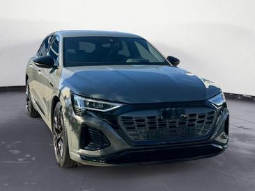 Audi Q8 E-tron S Line 50 E-tron Quattro — photo 6
