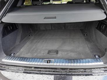 Audi Q8 E-tron S Line 50 E-tron Quattro — photo 23