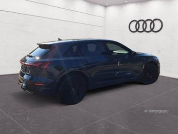 Audi Q8 E-tron S Line 55 E-tron Quattro — photo 9