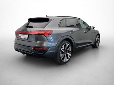 Audi Q8 E-tron S Line 55 E-tron Quattro — photo 2