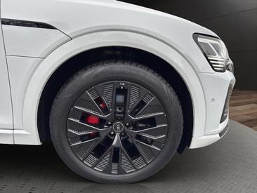 Audi Q8 E-tron S Line 55 E-tron Quattro — photo 6