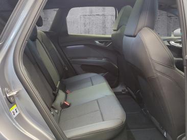 Audi Q4 E-tron 45 E-tron Quattro — photo 12