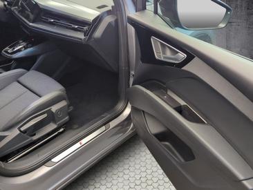 Audi Q4 E-tron 45 E-tron Quattro — photo 20