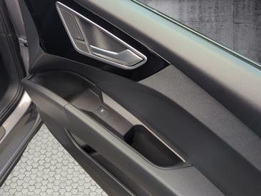 Audi Q4 E-tron 45 E-tron Quattro — photo 22