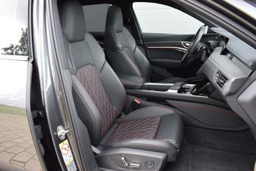 Audi Q8 E-tron S Line 55 E-tron Quattro — photo 5