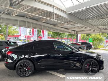 Audi Q8 Sportback E-tron S Line 55 E-tron Quattro — photo 4