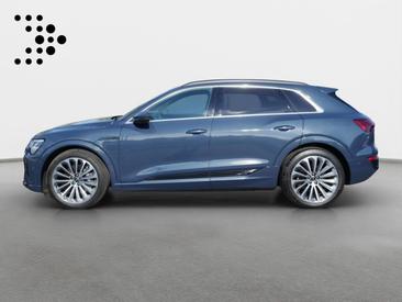Audi Q8 E-tron Advanced 55 E-tron Quattro — photo 3